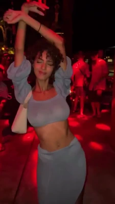 rita_faez - should I post some titty ppv  hmmmm hahaha I think yes  Happy TITTY
