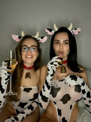 missemmaglover - Preorders can officially message me for your content!