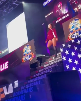 skyeblue_wrestling - help I'm stuck 🤪