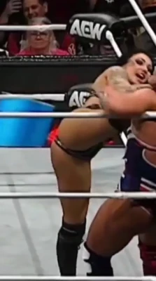 skyeblue_wrestling - Enjoy my oily hands all over you cock and balls. Watch my lips I want