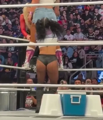 skyeblue_wrestling - For those who aren't aware and may be wondering why I'm always like