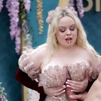 nicolacoughlan - Horny😛👅💦🍆🥵