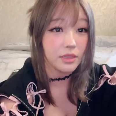 floaroma - Fun in Primark Changing rooms, Pics and clips x0x0 part 1