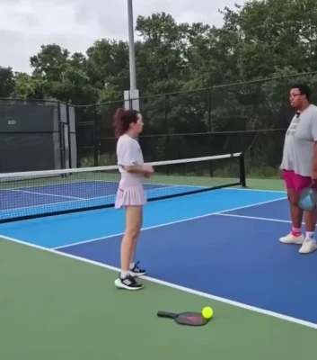 maya_higa - Video  Todo empezó con una mamada y me lió a follada   Primera vez part 1