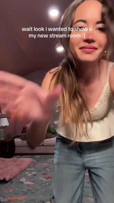 maya_higa - Don’t my tight little leggings fuck you up? 😈