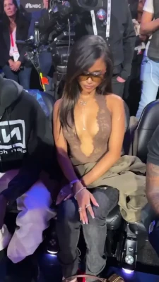 tyla - Weekend Binge (I had a few nipple slips in this one 😜)