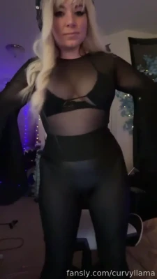 curvyllama - I can t wait to fix my toes  I m so tired of this damn color