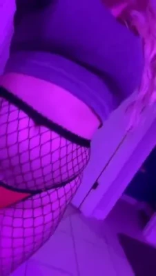 curvyllama - Which hole are you playing in first daddy? Me and @alluringbunzxo are