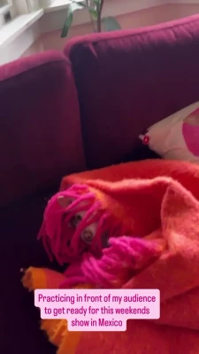 lindseystirling - Sucking dick is my favorite way to start the day💙