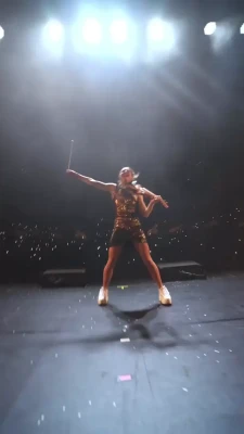 lindseystirling - Feel free to enjoy this photoset 😇 Which one is your favorite pic?
