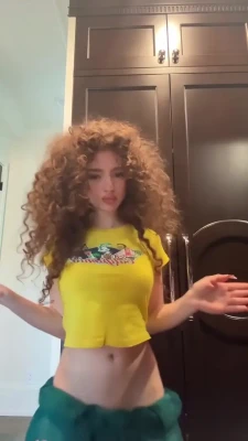 demitrakalogeras - Feeling like a tease ;)