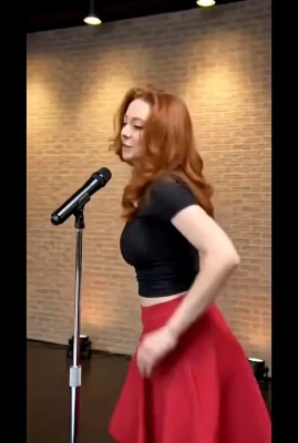 francescacapaldi - good morning babes ! I’m feelin myself this morning ! But now imma
