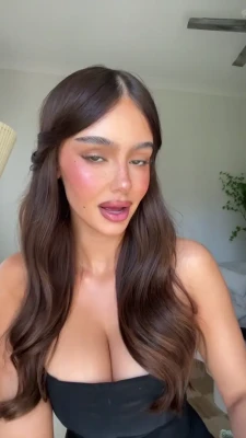 ellacervetto - Come and taste my pussy
