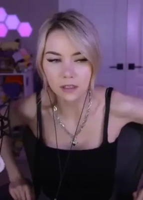 thedizzykitten - I showed them the one muscle i need help working out