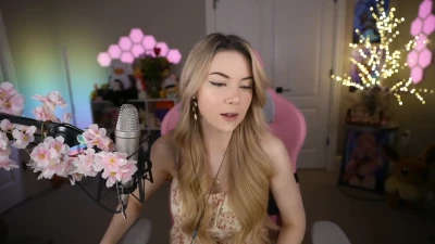 thedizzykitten - Hey guys  Check my new pictures  Would love to receive messages   Do