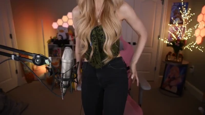thedizzykitten - Soft bulge can still be cute right
