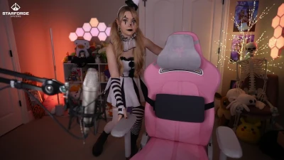 thedizzykitten - I know they say that you should never see your idols in real life 