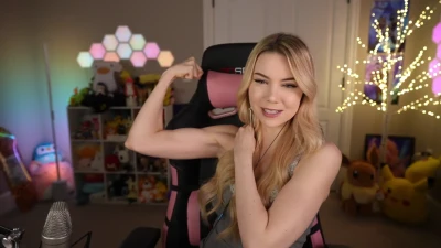 thedizzykitten - Gonna catch up with messages tonight :)