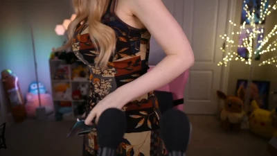 thedizzykitten - Sitting in the waiting room next to you  Do you like my flip flops  I