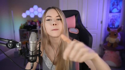 thedizzykitten - Unas nalgaditas