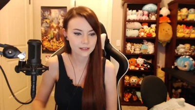 thedizzykitten - Sandals On or off?