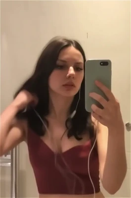dafnekeen - https://onlyfans.com/760574561/seenaughtynadia