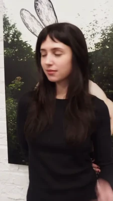 clairo - Do I actually look like a naughty girl?🙈