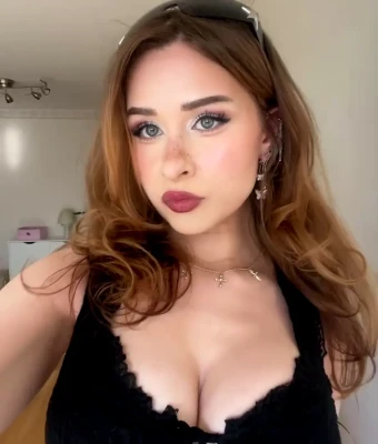 elinatwitch - I just did a little live from my shoot, I’ll send out for you to