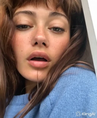 ella_purnell - Worship me 👸🏻