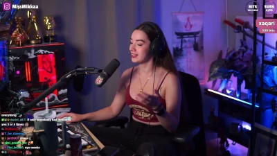missmikkaa - what do you choose   butt or breasts