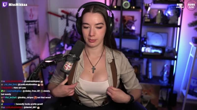 missmikkaa - flashing dick at workout