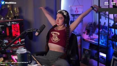 missmikkaa - Just  22 for the uncensored view