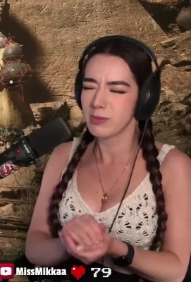 missmikkaa - would you let me top you?