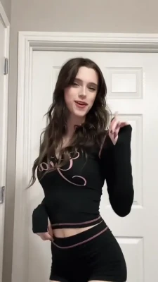 breesknees - 🤤Before you sleep, you always want something sweet and savory. Is