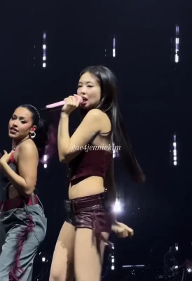 jennierubyjane - Should we do something fun together? hehe~😜