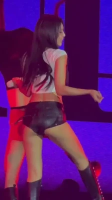 jennierubyjane - . Want Premium Video? 👉 https://onlyfans.com/786373905/shinen .