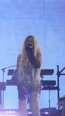 xtina - What's your pleasure?