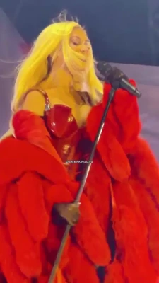 xtina - Sono una scolaretta tanto monella vero?🔥