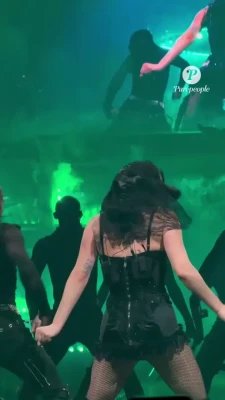 ladygaga - high five if you start your day like this