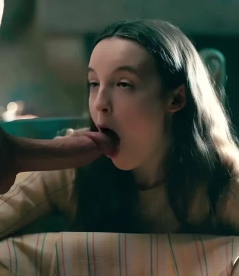 bellaramsey - SURPRISEEE, what would you do if I shoved this in your face? 😋