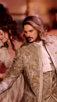leniklum - can i sit on you?