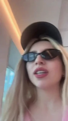 avamax - Do you like my new big lips ? 👄💉❤️