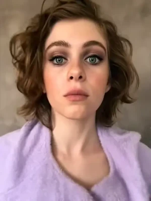 sophialillis - Slip my robe off for me