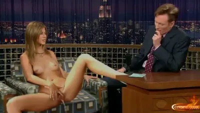 jenniferaniston - Hey there, sugar 😏