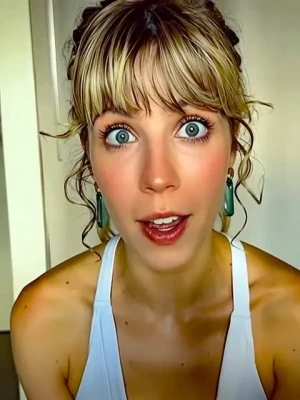 jennettemccurdy - Stream started at 12/12/2022 11:01 pm