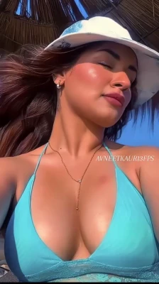avneetkaur_13 - Tell me about your day xx