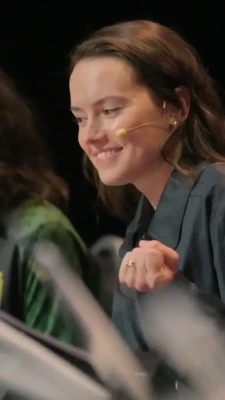 daisyridley - I have something to do 😅😈