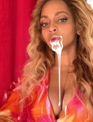 beyonce - Birthday cakes!