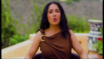 salmahayek - Hi baby! I had a great stuffing yesterday and wanted to show you how