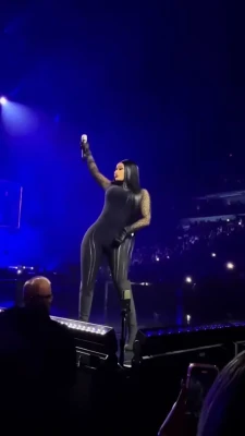 nickiminaj - Yeeeeehaw